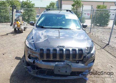 2016 Jeep Cherokee High Altitude z USA, uszkodzony, nr VIN 1C4PJLDB9GW363185